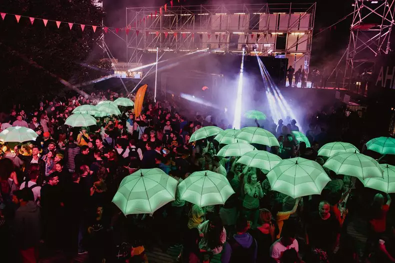 EC-scena mare ploaie