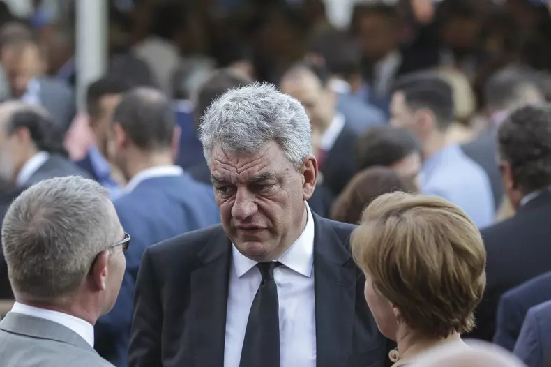 Premierul, despre impozitul pe cifra de afaceri