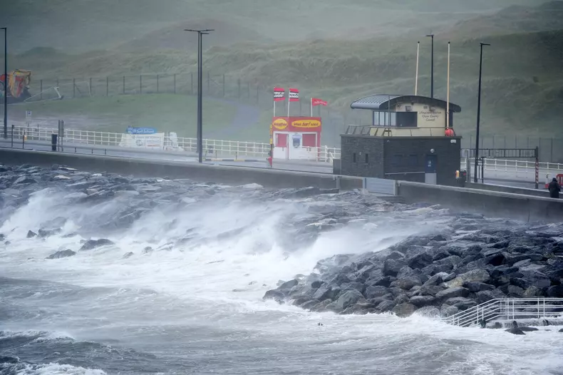 uraganul Ophelia a ajuns în Irlanda