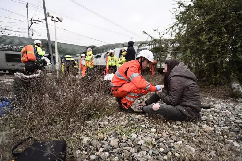accident tren milano3
