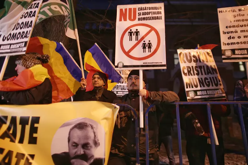 Noua Dreaptă a protestat la MȚR, față de redifuzarea filmului "120 de bătăi pe minut"