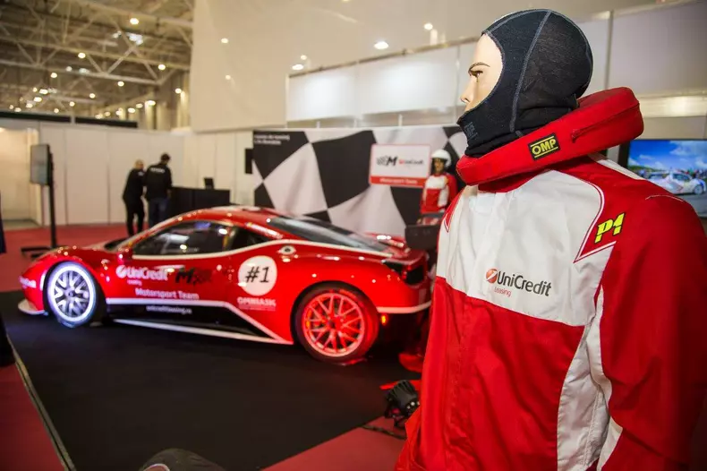 UniCredit Leasing extinde investi_iile pe scena motorsportului din Rom_nia (5)
