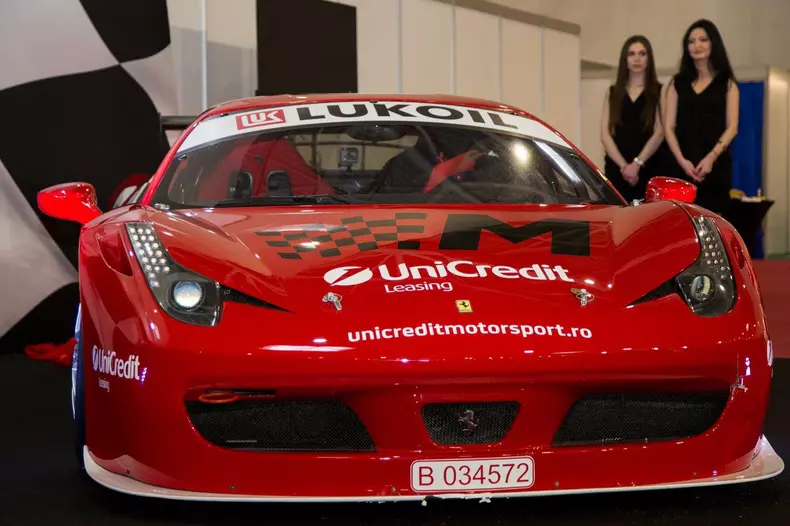 UniCredit Leasing extinde investi_iile pe scena motorsportului din Rom_nia