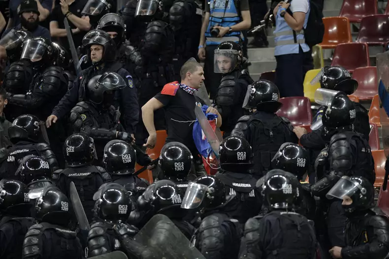 FOTBAL - CSA STEAUA - ACADEMIA RAPID - LIGA 4