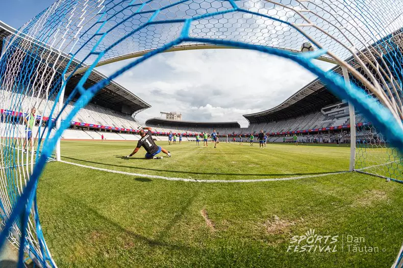 35302132_574374729644493_2108230601852059648_n