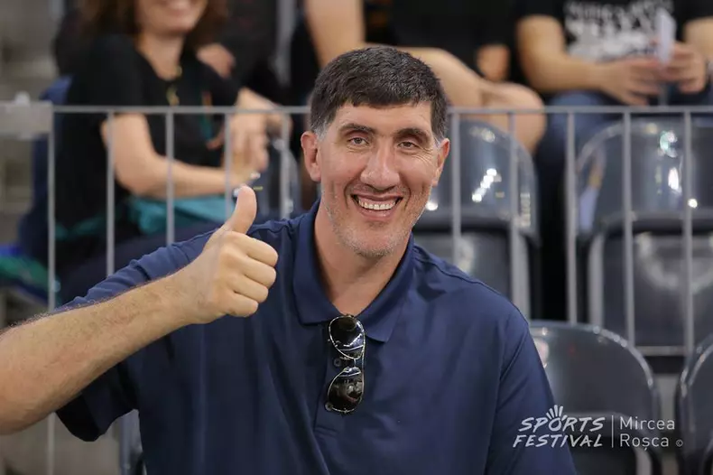 35406388_574346742980625_922171453166583808_n