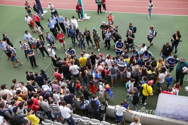 35471286_574363239645642_744115548027092992_n