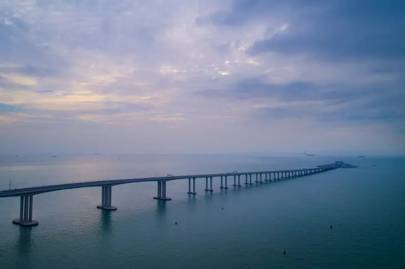 Cel mai mare pod maritim din lume a fost inaugurat