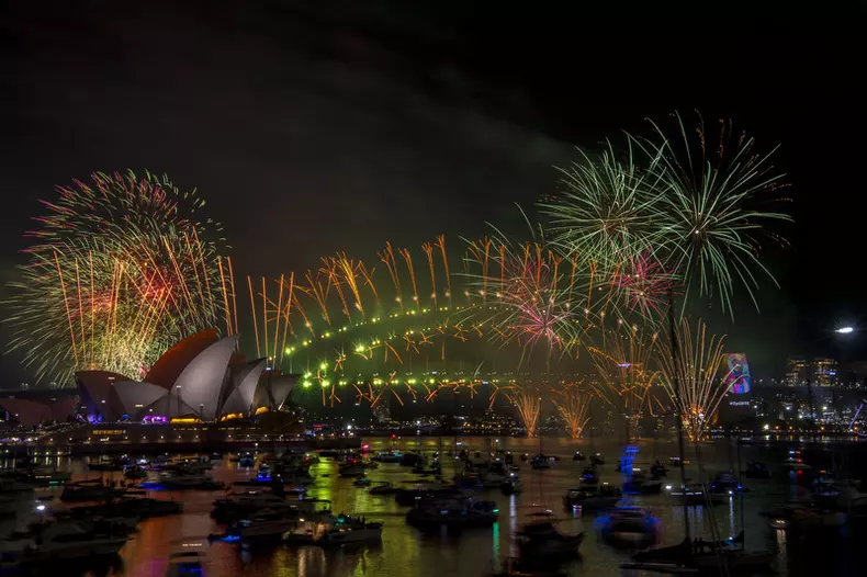 Focurile de artificii de Anul Nou de la Sydney sunt cele mai spectaculoase din lume