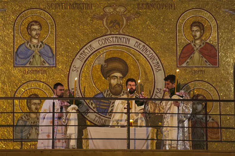 Biserica Sfântul Ilie, Titan