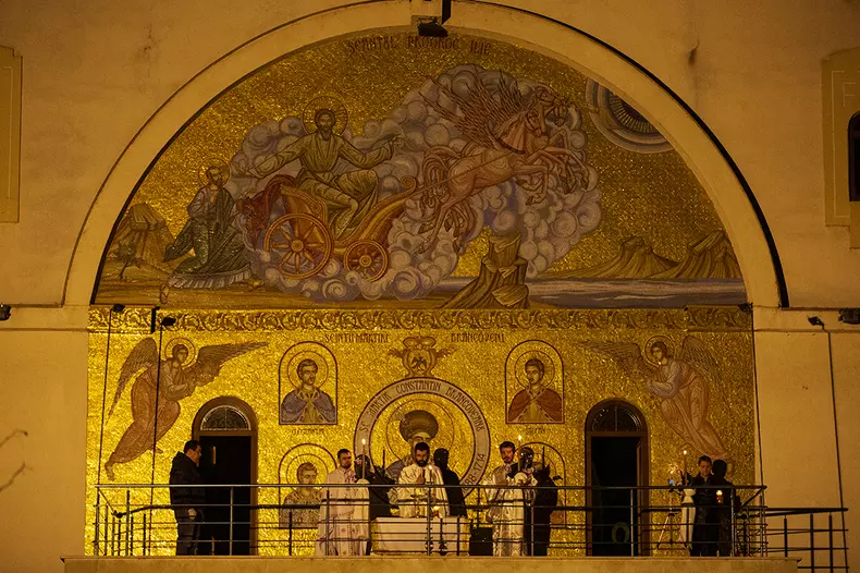 Biserica Sfântul Ilie, Titan