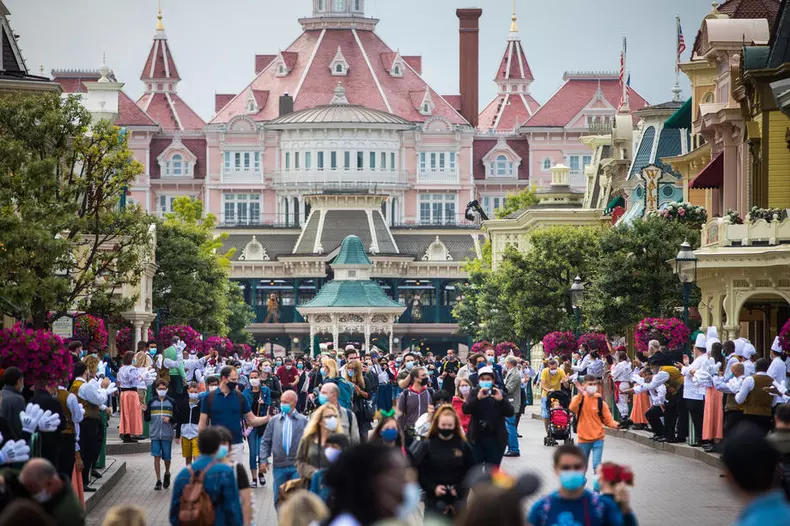 disneyland paris 1