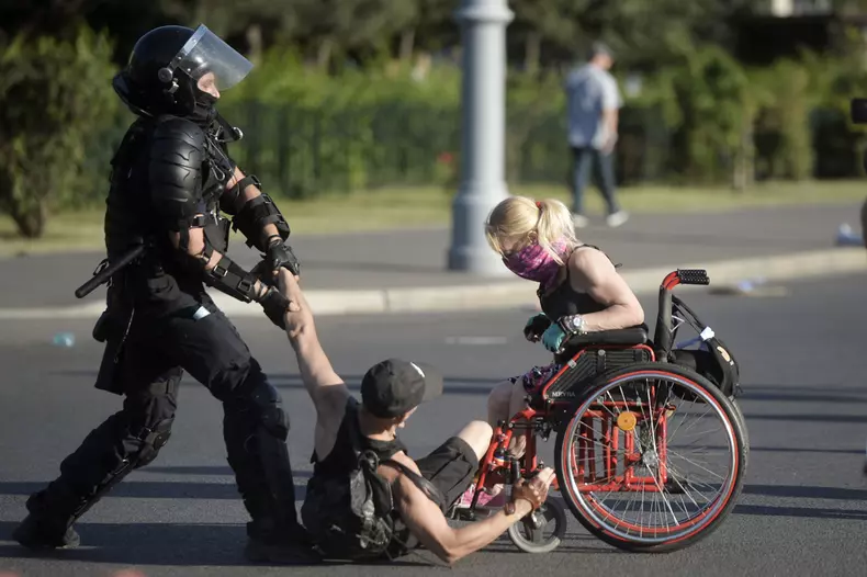 Piața Victoriei, 10 august 2018