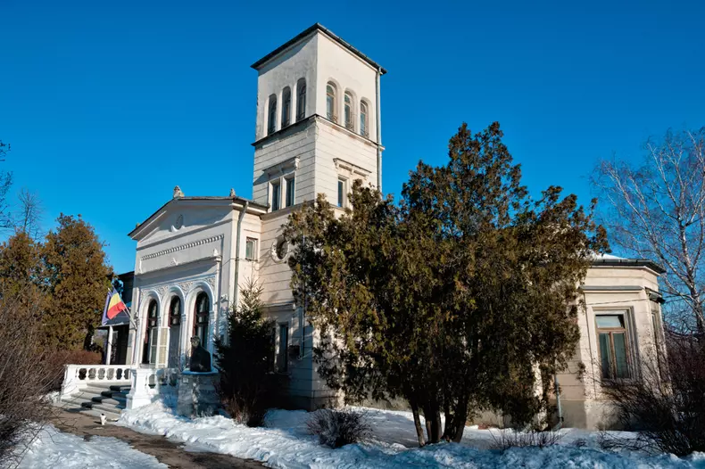Muzeul Memorial Mihail Sadoveanu