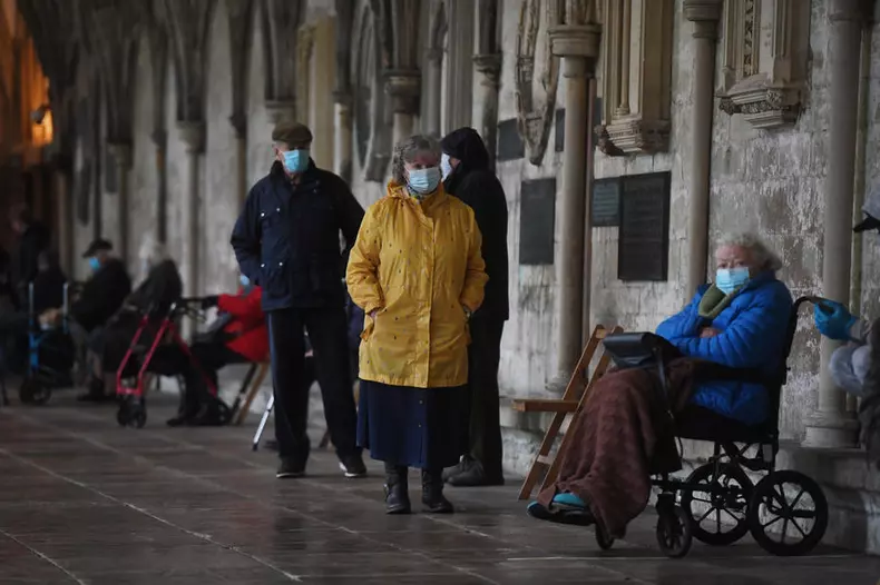 Covid-19 vaccination in Britain