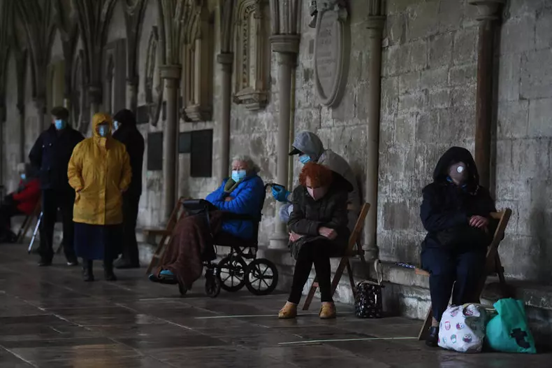 Covid-19 vaccination in Britain