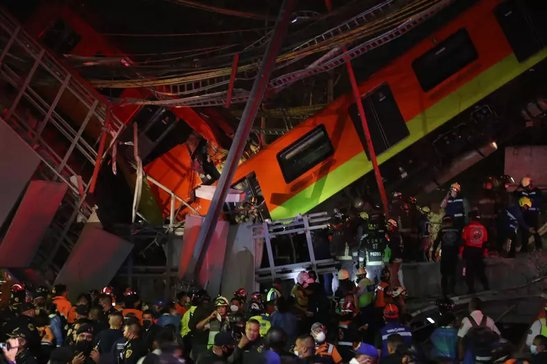 Metrou prăbușit în Mexic | Foto: Profimedia