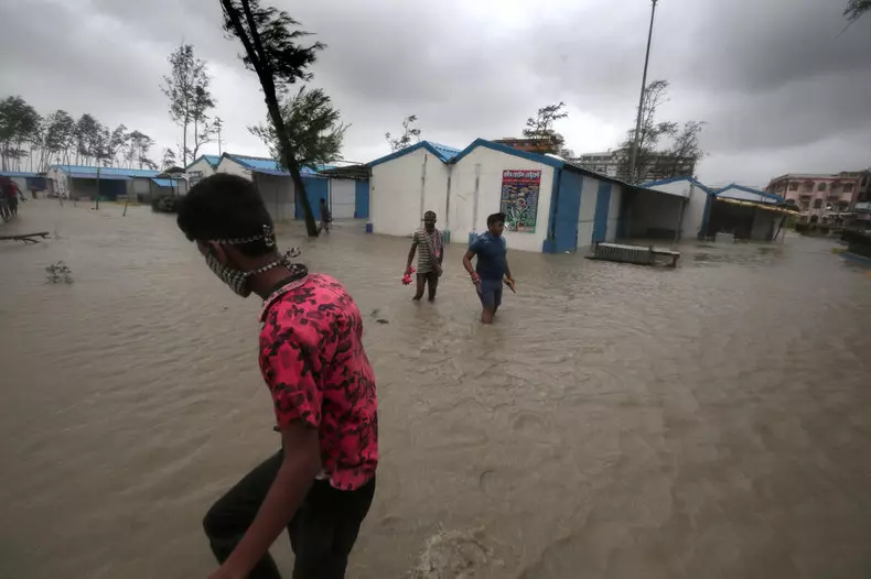 Cyclone Yaas in West Bengal