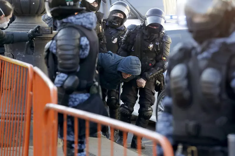 Protest in Saint Petersburg against Russian operation in Ukraine