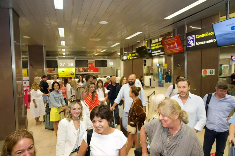 300651416102224306436568928494696346852159794n