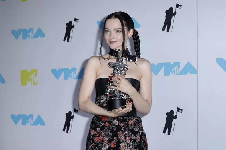 Dove Cameron