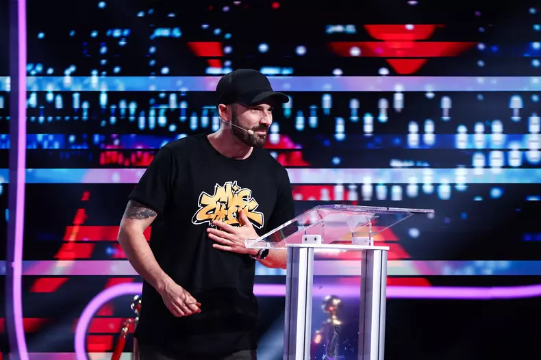 vlad-dobrescu-roast-pentru-vio-jurat-special-iumor-episod-12-sezon-13