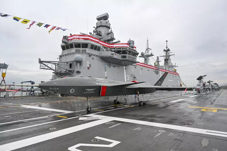 Turkish navy receives Turkiye's largest warship TCG Anadolu