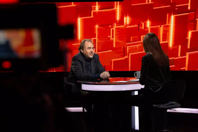 bobby-paunescu-la-40-de-intrebari-cu-denise-rifaikanal-d-1