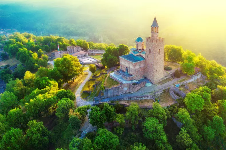 Cetatea-Taravet