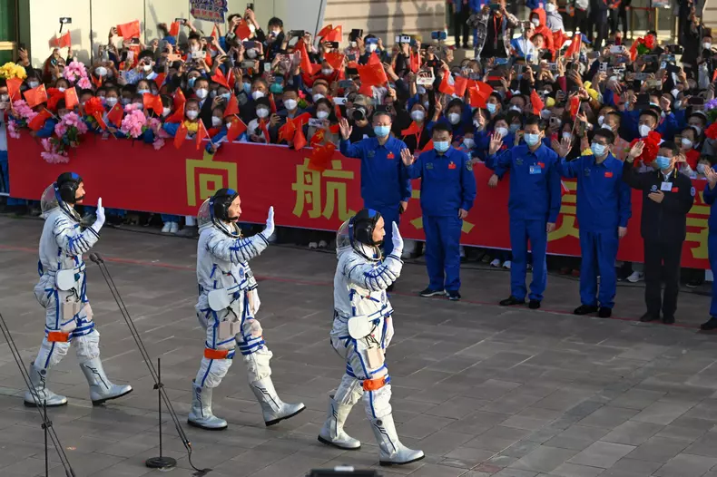 Send-Off Ceremony For Three Astronauts Of Shenzhou-16 Held In Jiuquan