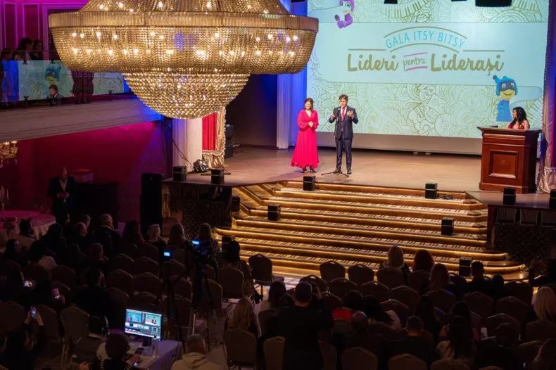 gala-lideri-pentru-liderasi-powered-by-itsy-bitsy-1.jpg