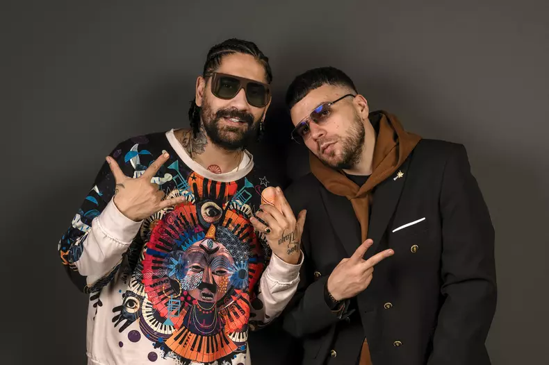 connect-r-si-shift-te-cunosc-de-undeva-1