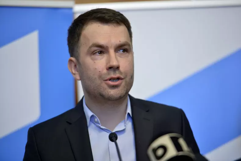 BUCURESTI - PARLAMENT - CONFERINTA DE PRESA - USR