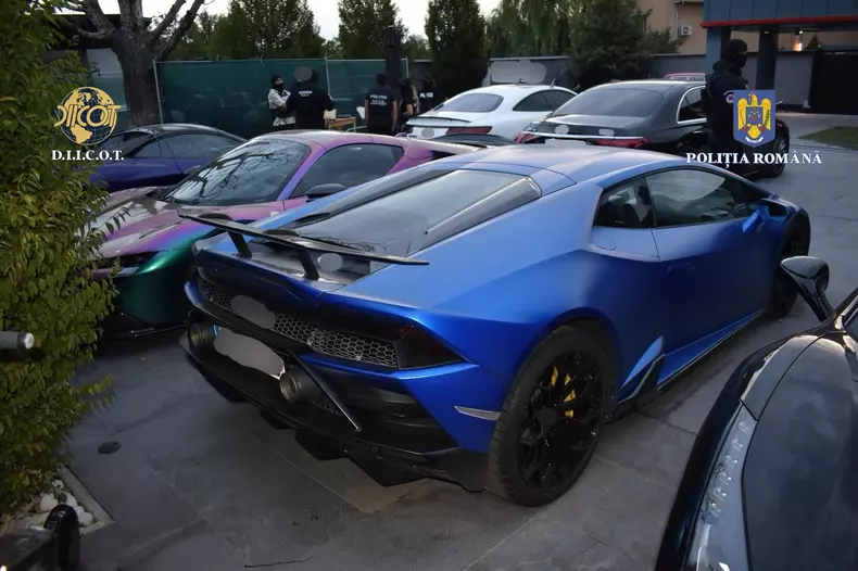 bolizi confiscati de la fatii Tate 2 FOTO DIICOT