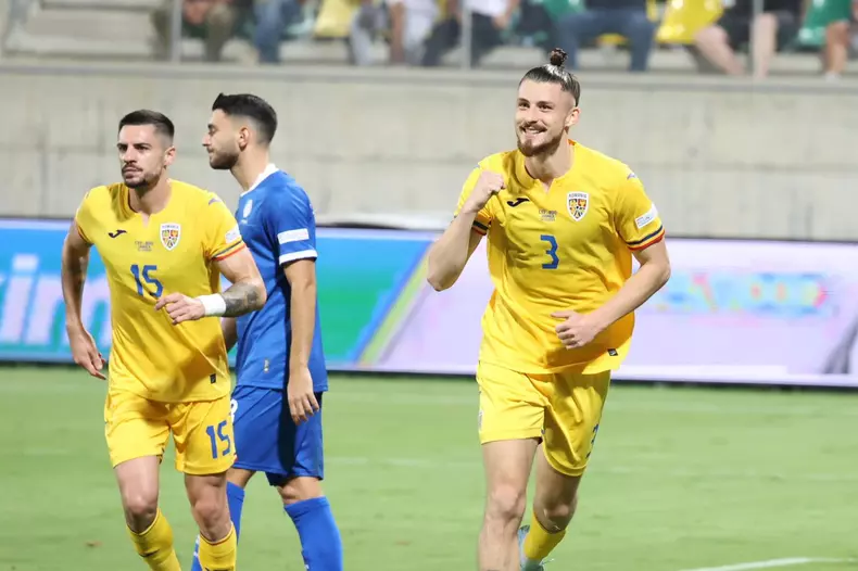 Radu Drăgușin după golul 3 de la Larnaca. Foto: Ionuț Iordache / GSP