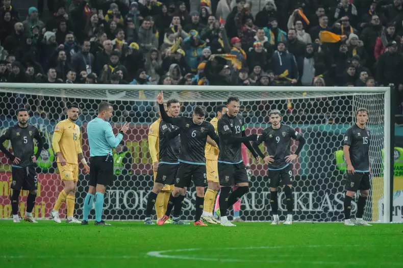 Nations League C, Group C2: Romania vs. Kosovo Kosovo Captain Amir Rrahmani decides to leave the pitch with his teammate