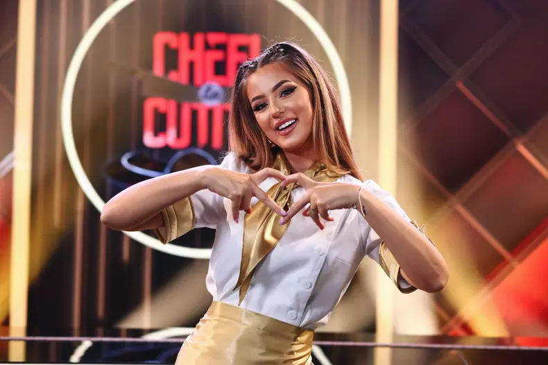 cantareta amme fosta concurenta la chefi la cutite (8)