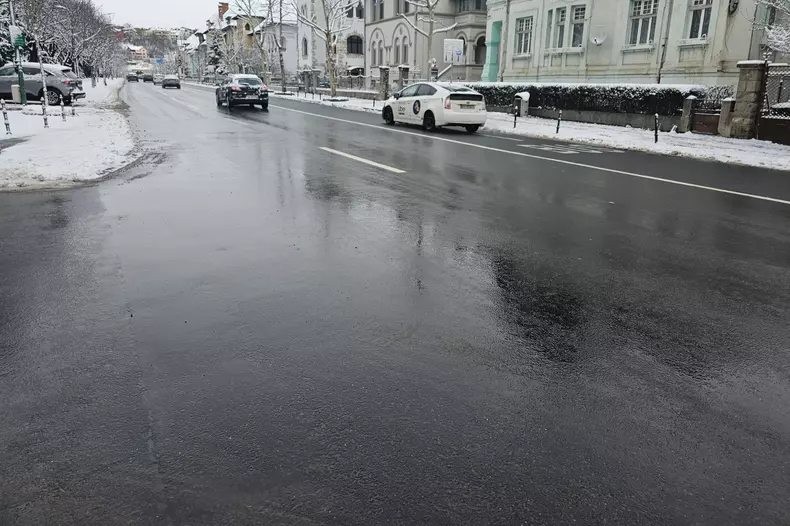 masini-zapada-brasov. Foto Facebook/Primăria Municipiului Brașov