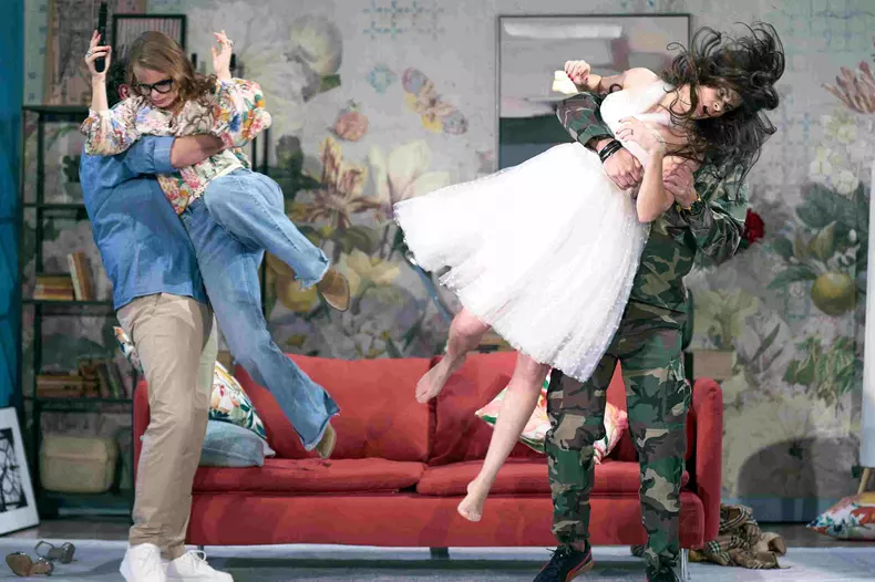 Doru bem, Jojo, Irina Atonie, Andrei Mateiu