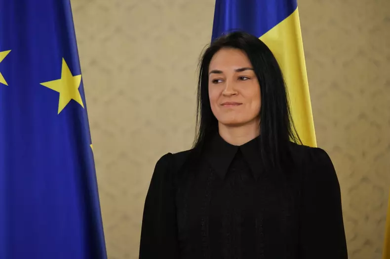 Cristina Neagu a fost decorată de președintele Ilie Bolojan 10