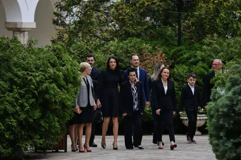 Cristina Neagu decorata Palatul Cotroceni  (3)