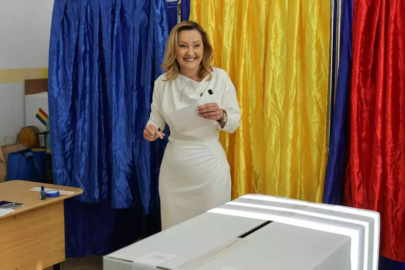 elena lasconi alegeri 4 mai (1)