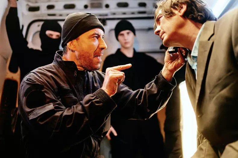 Costoiu si doctorul Stefan (Șerban Pavlu, Alex Calangiu)