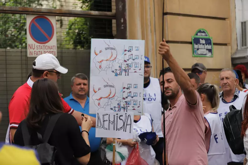 protest sindicate educatie- 30 iulie 2025 (3)