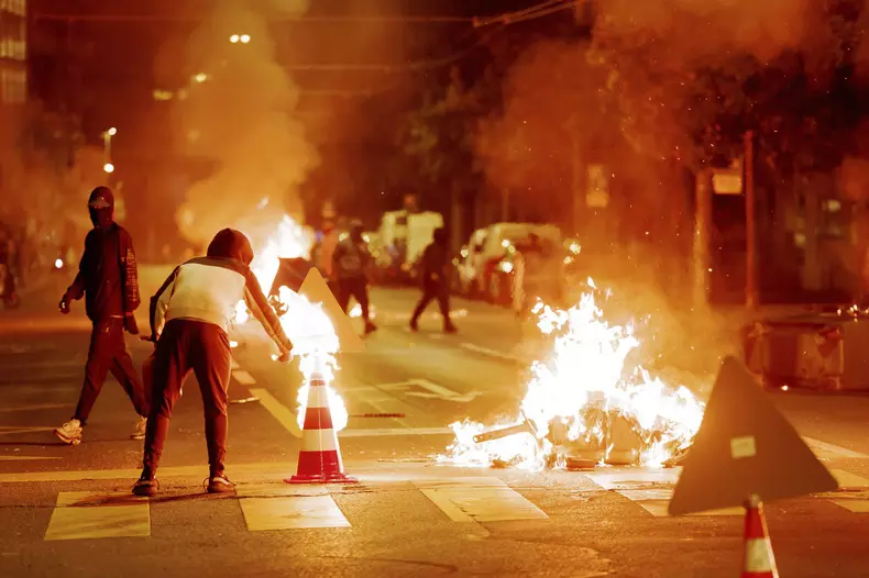 Switzerland Riots Minor Death
