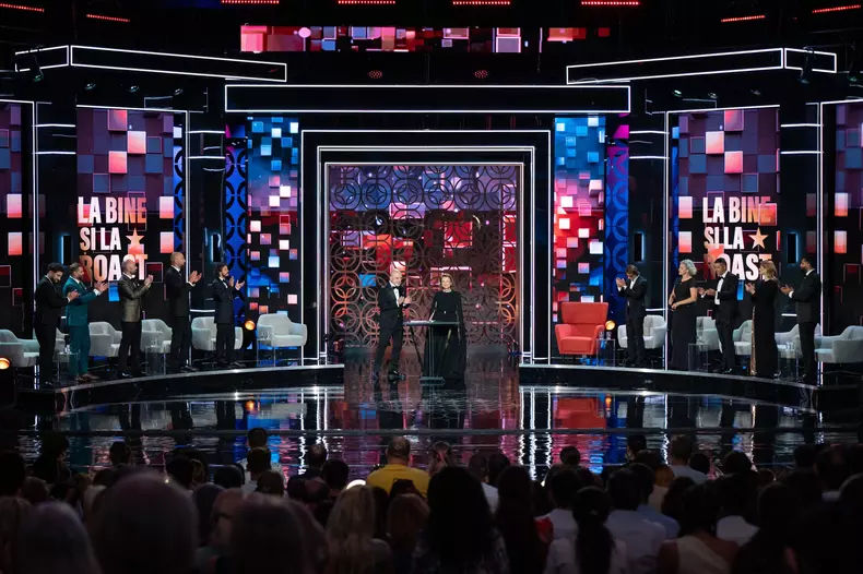 Carmen Tanase in show-ul La bine si la Roast (2)