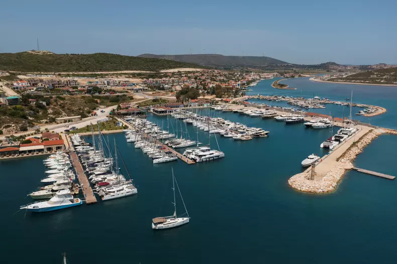 İzmir Çeşme Alaçatı Marina
