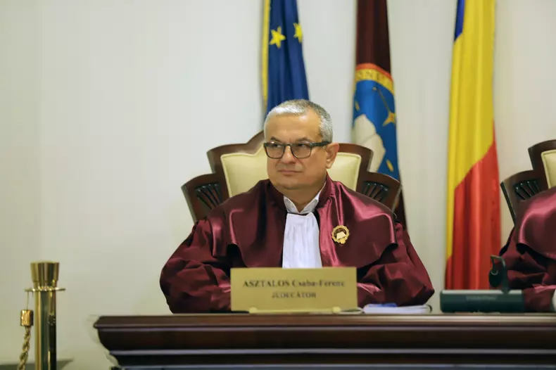 Imagine cu judecătorii CCR în noua componență, după ce Simina Tănăsescu a devenit președinta Curții. Foto: Dumitru Angelescu / Libertatea