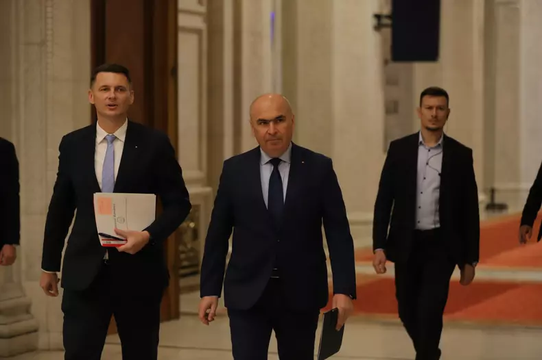 motiuni-cenzura-parlament (13)
