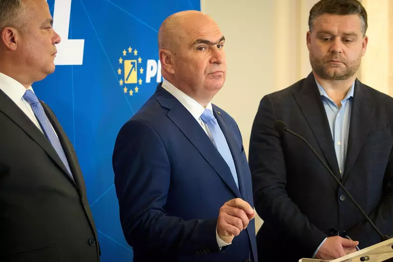Bucharest, Romania. 2nd Jun, 2025: Ilie Bolojan (C), interim president of the National Liberal Party (PNL), holds a press conference after the meeting of the National Political Bureau of the National Liberal Party. Credit: Lucian Alecu/Alamy Live News